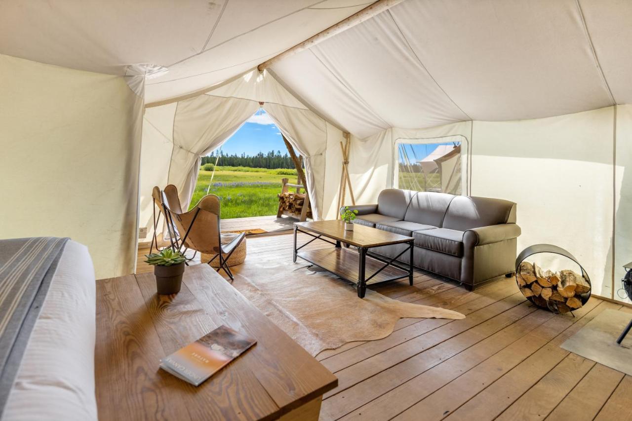 Under Canvas West Yellowstone Eksteriør bilde