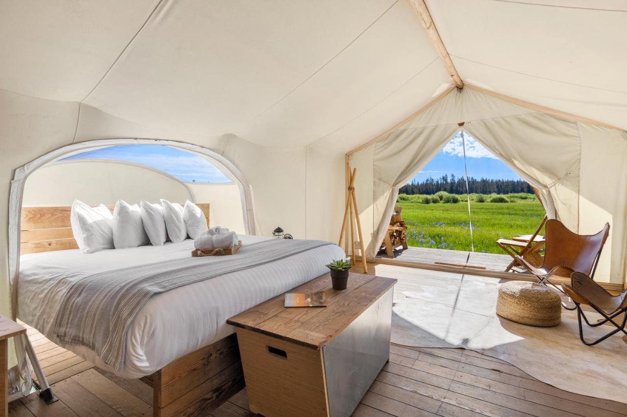Under Canvas West Yellowstone Eksteriør bilde