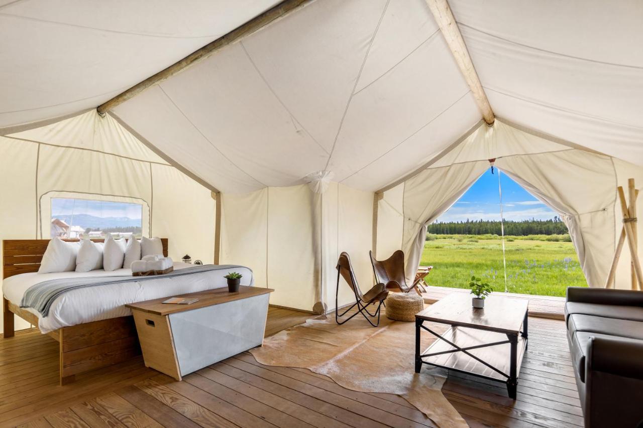 Under Canvas West Yellowstone Eksteriør bilde